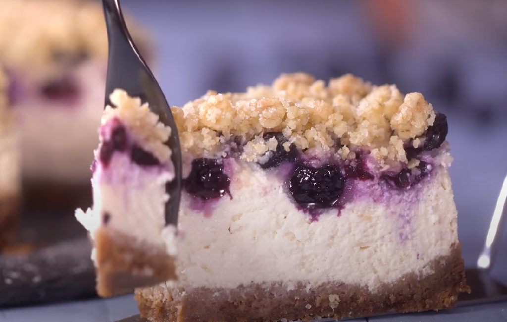 The Perfect 4 inch Cheesecake Recipe Make in 5 Minuets